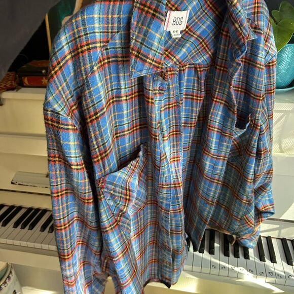 594-BDG Blue and Red Plaid Blouse - Picture 6 of 15